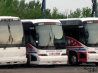 Coach Canada - Trentway-Wagar 83915 - 2006 MCI J4500 (Safeway Tours)