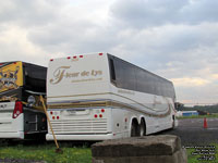 Fleur de Lys 3606 - 2000 Prevost H3-45 (Ex-leased TripMate Tours 218)