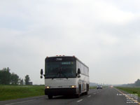 PMCL (Grayline Toronto) 7702, Ex-PMCL 702, nee PMCL 202 (1996 MCI 102DL3)