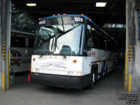 Greyhound Canada 1035 (1998 MCI 102DL3)