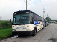 Greyhound Canada 1054 (1998 MCI 102DL3)