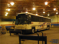 Greyhound Canada 1169 (2001 MCI D4500)