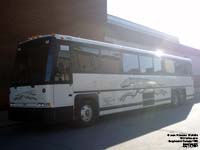 Greyhound Canada 1180 (2001 MCI D4500)