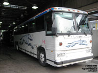 Greyhound Canada 8014 (1998 MC-12) - ex-GLI 3017