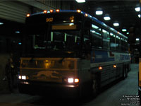 Greyhound Canada 962 (1995 MCI 102DL3)