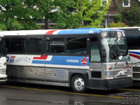 Greyhound Canada 975 (1995 MCI 102DL3)