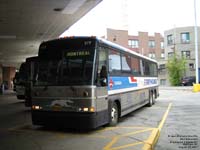 Greyhound Canada 977 (1995 MCI 102DL3)