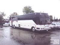 Greyhound Canada 1260 - Gatineau Olympiques - ex-Hotard Coaches H-133 (1999 Prevost H3-45)