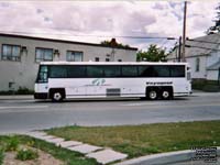 Voyageur Colonial 4502 - Aroports de Montral Airports (1997 MCI 102DL3)