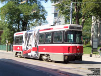 Toronto Transit Commission streetcar - TTC 4032 - 1978-81 UTDC/Hawker-Siddeley L-2 CLRV