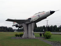 USAF 57-398 - McDonnell F-101B-95-MC Voodoo  Royal Canadian Air Force 101051 en 1970/71. Expos  Thetford-Mines, Qubec, Canada avec le numro de srie RCAF 101051.