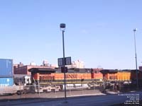 BNSF 1043 - C44-9W