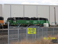 BNSF 2290 - GP38-2 (ex-BN 2290, nee SLSF 435) and 2892 - GP39M (ex-BN 2892, exx-SSW 6519, nee SSW 779)