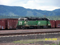 BNSF 2767 - GP39E (ex-BN 2777, exx-NS 2583, nee SOU 2583) & 2303 - GP38-2 (ex-BN 2303, nee SLSF 448)