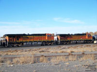 BNSF 4589 - C44-9W and BNSF 7798 - ES44DC