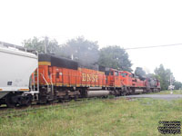 BNSF 9396 - SD70ACe and BNSF 9483