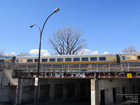 VIA 3318 (3300-serie LRC coach: 72 seats)