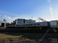 VIA 3324 (3300-serie LRC coach: 72 seats)