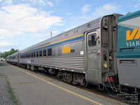 Via Rail 4108 (4100-serie Stainless steel coach: 74 seats) (ex-AMTK 4429, exx-SP 2232, exxx-T&NO 444, nee SP 2371)