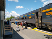 Via Rail 4109 (4100-serie Stainless steel coach: 74 seats) (ex-AMTK 4423, exx-SP 2236, exxx-T&NO 448, nee SP 2375)