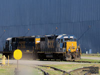 CSXT 2624 - GP38-2 (ex-SBD 4117, nee L&N 4117) and CSXT 2708