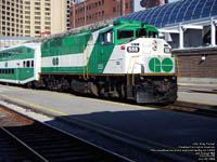 GO Transit 555 - F59PH