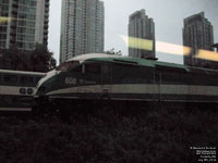 GO Transit 608 - MPI MP40PH-3C