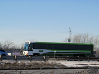 Unidentified GO Transit MCI motorcoach