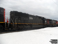 IC 1036 - SD70