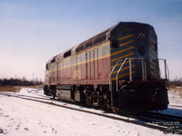 CDAC 461 - F40PHRm  (Ex-Amtrak F40PH 266) (Owned by Rail World and it was stored on the MMA at Derby,ME)