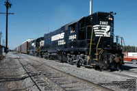 NS CRN 2882 - GP38 (ex-SOU/CRN 2882, nee Original NS 2003)