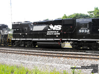 NS SOU 5032 - GP38-2 (nee SOU/CNOTP 5032)