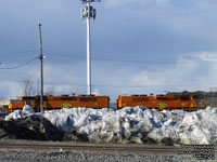 QGRY 2302 - GP39-2C (Ex-VRE RP39-2C V08, ex-CSXT 6841, nee C&O GP40 4086) and QGRY 2300 - GP39-2C (Ex-VRE RP39-2C V04, ex-CSXT 6559, nee C&O GP40 3784)