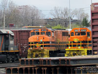 QGRY 6913 - SD40-3 (ex-WC 6913, exx-GCFX 6043, nee CN 5135)