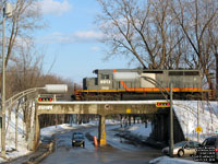 QGRY 6913 - SD40-3 (ex-WC 6913, exx-GCFX 6043, nee CN 5135)