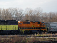 SLR 3008 - GP40 (Ex-LLPX 3207, exx-EMDX 204, exxx-GOT 720, exxxx-CRIP 3005, nee CRUP 374. An unit built in 1967.)