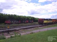 Richmond yard (CN 2425, CN 5705, CN 2579, SLR 3206, SLR 3207)