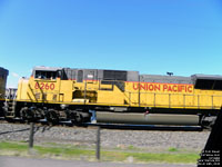 UP 8260 - SD9043AC