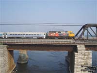 Via Rail 6401 (F40PH-2) - Spiderman II (on AMT)