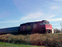 Via Rail 6403 (F40PH-2) - CBC Radio-Canada