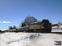 Via Rail 6413 (F40PH-2)