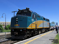 Via Rail 6415 (F40PH-2) - Rebuilt