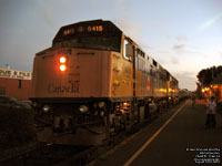 Via Rail 6415 (F40PH-2)