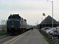 Via Rail 6424 (F40PH-2) - Rebuilt