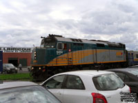 Via Rail 6454 (F40PH-2) - Rebuilt