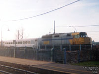 Via Rail 6455 (F40PH-2) (Leased to Montreal's AMT)