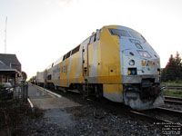 Via Rail 900 (P42DC / Genesis)