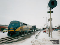 Via Rail 900 (P42DC / Genesis)