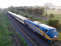 Via Rail 900 (P42DC / Genesis)