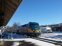 Via Rail 903 (P42DC / Genesis)